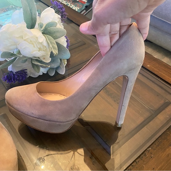 Miu Miu Tan Suede Heels - Picture 5 of 16